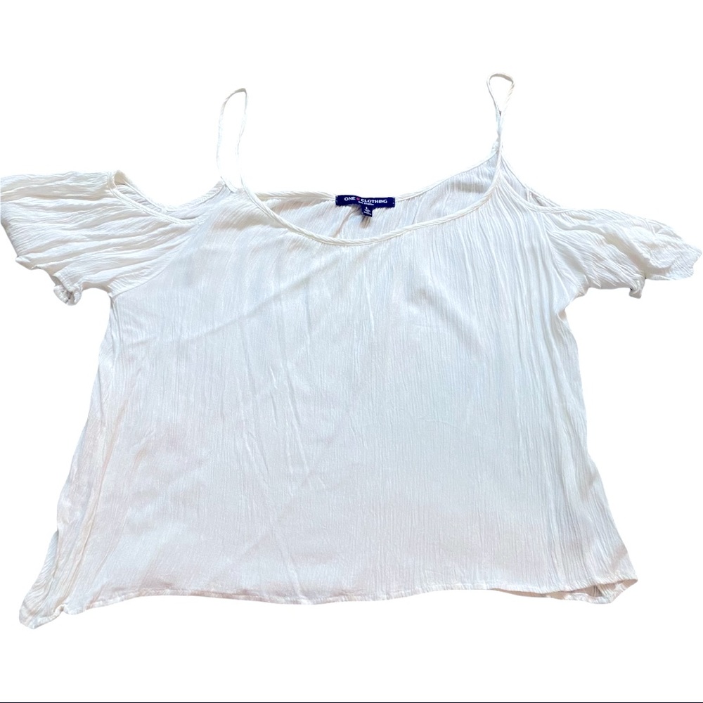 24 HRS SALE ONLY - White Tee - Short Sleeves with no shoulder  cute - Size L - …